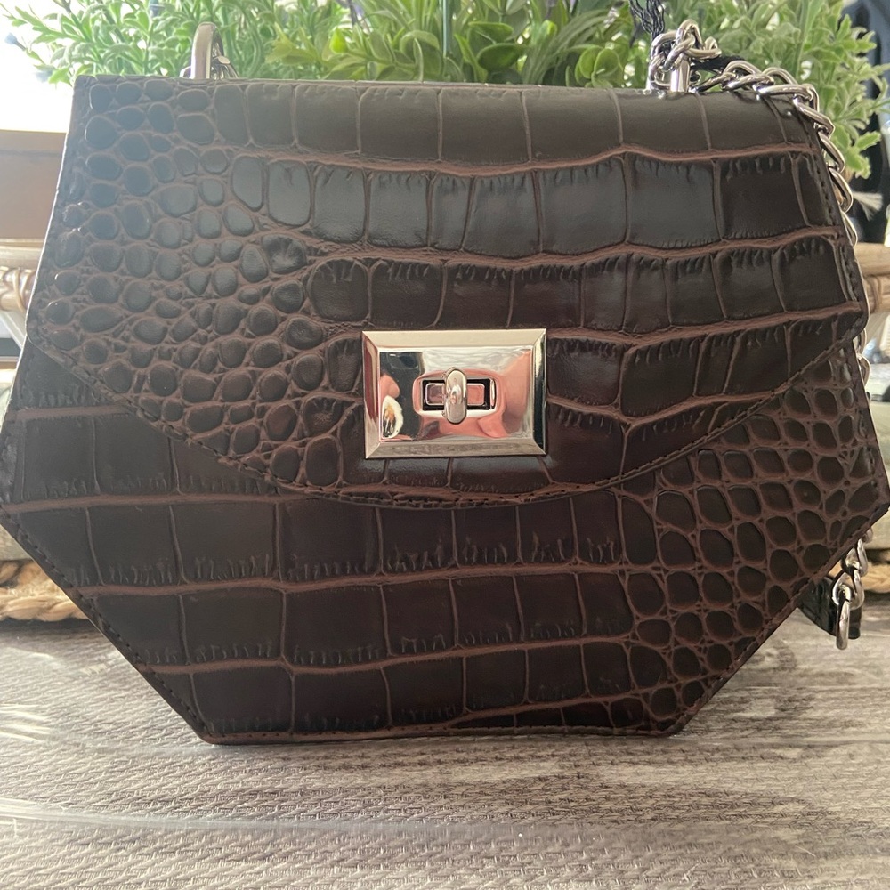 Snob Essentials Brown Embossed Croc Pattern Purse - Picture 3 of 11